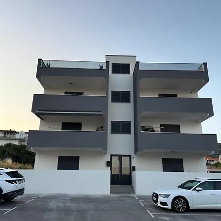 Above Apartamento *