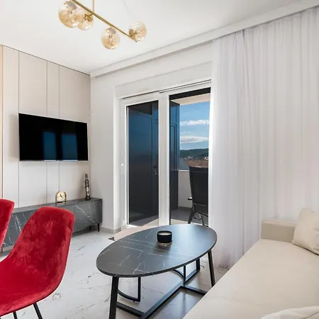 Apartment Above